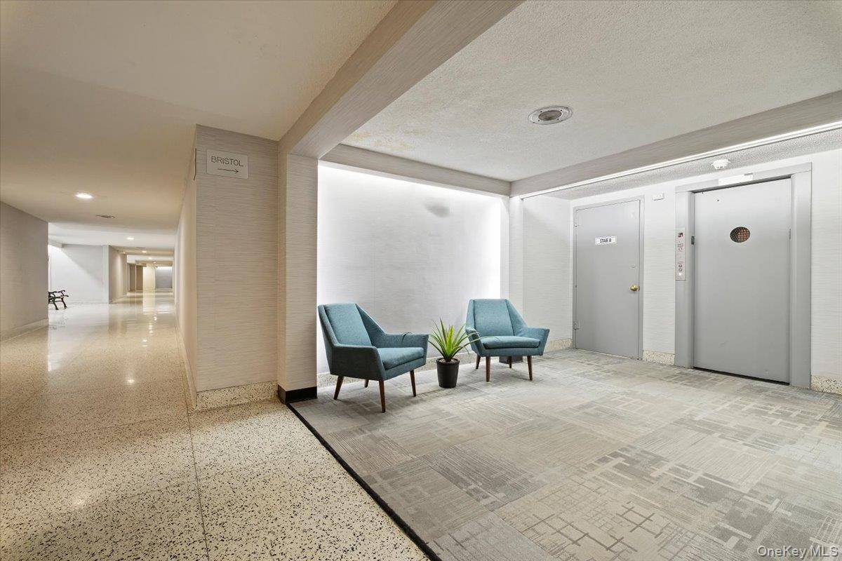 Apartamento de 2 Dormitorios en Venta en Scarsdale - Nueva York - EE. UU. - 5