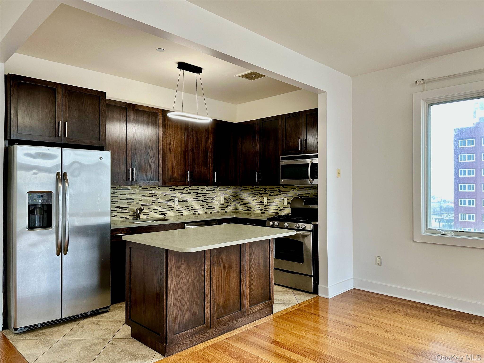 Apartamento de 2 Dormitorios en Venta en Staten Island - Nueva York - EE. UU. - 6