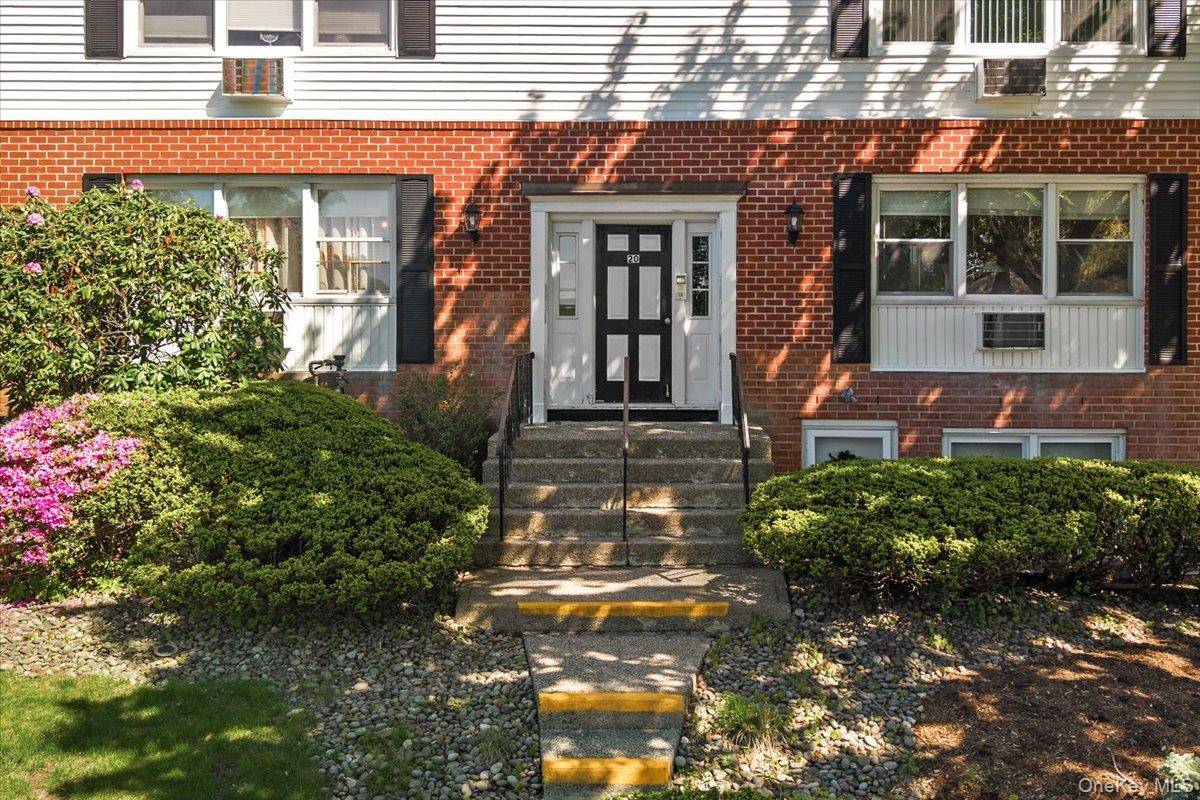 Apartamento com 2 Quartos à Venda em Suffern - Nova Iorque - EUA - 2