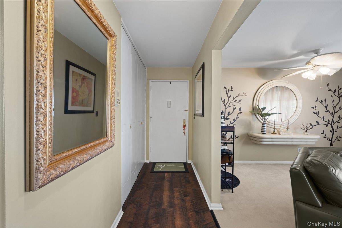 Apartamento com 2 Quartos à Venda em Suffern - Nova Iorque - EUA - 3