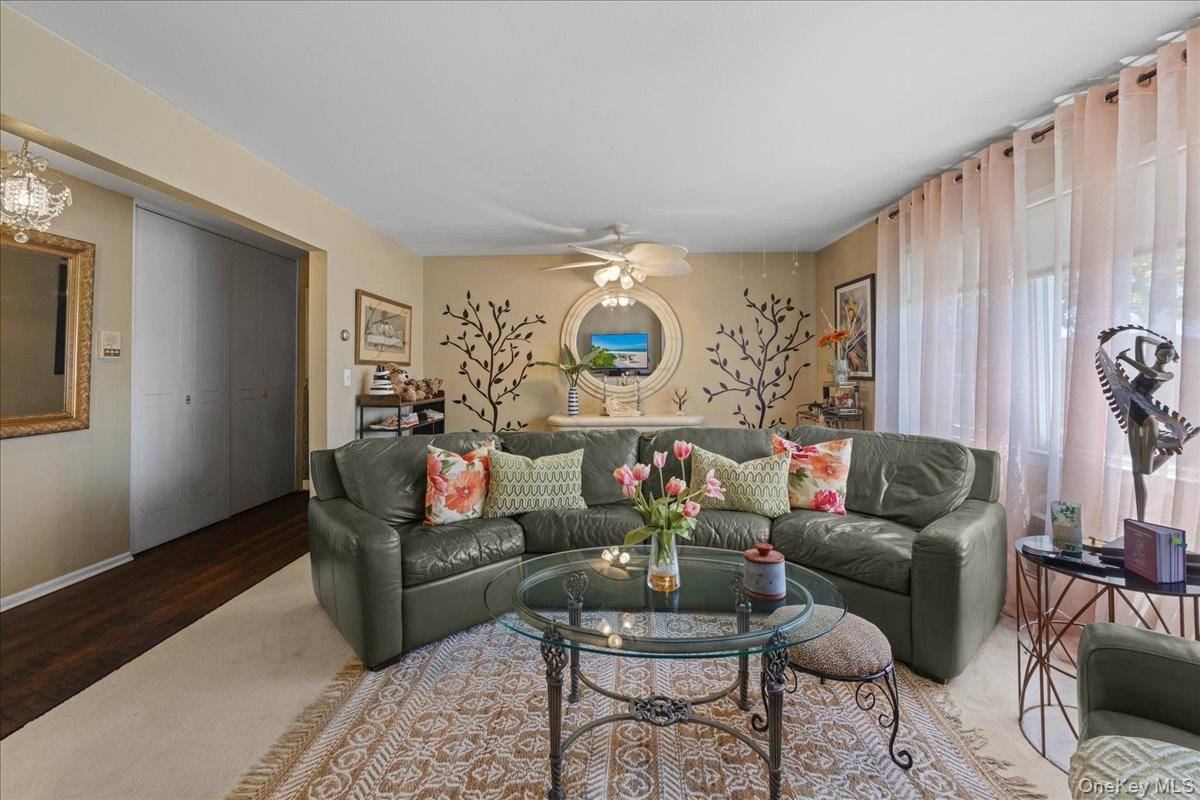 Apartamento com 2 Quartos à Venda em Suffern - Nova Iorque - EUA - 6