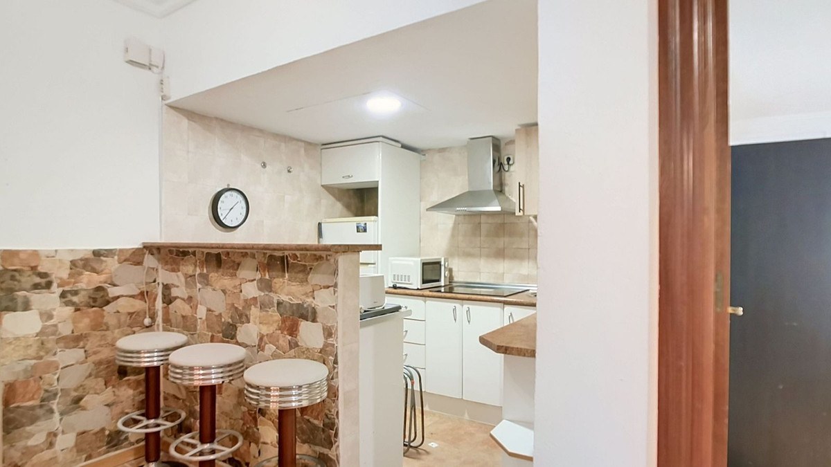 Apartamento com 2 Quartos à Venda em Torremolinos - Costa del Sol - 2