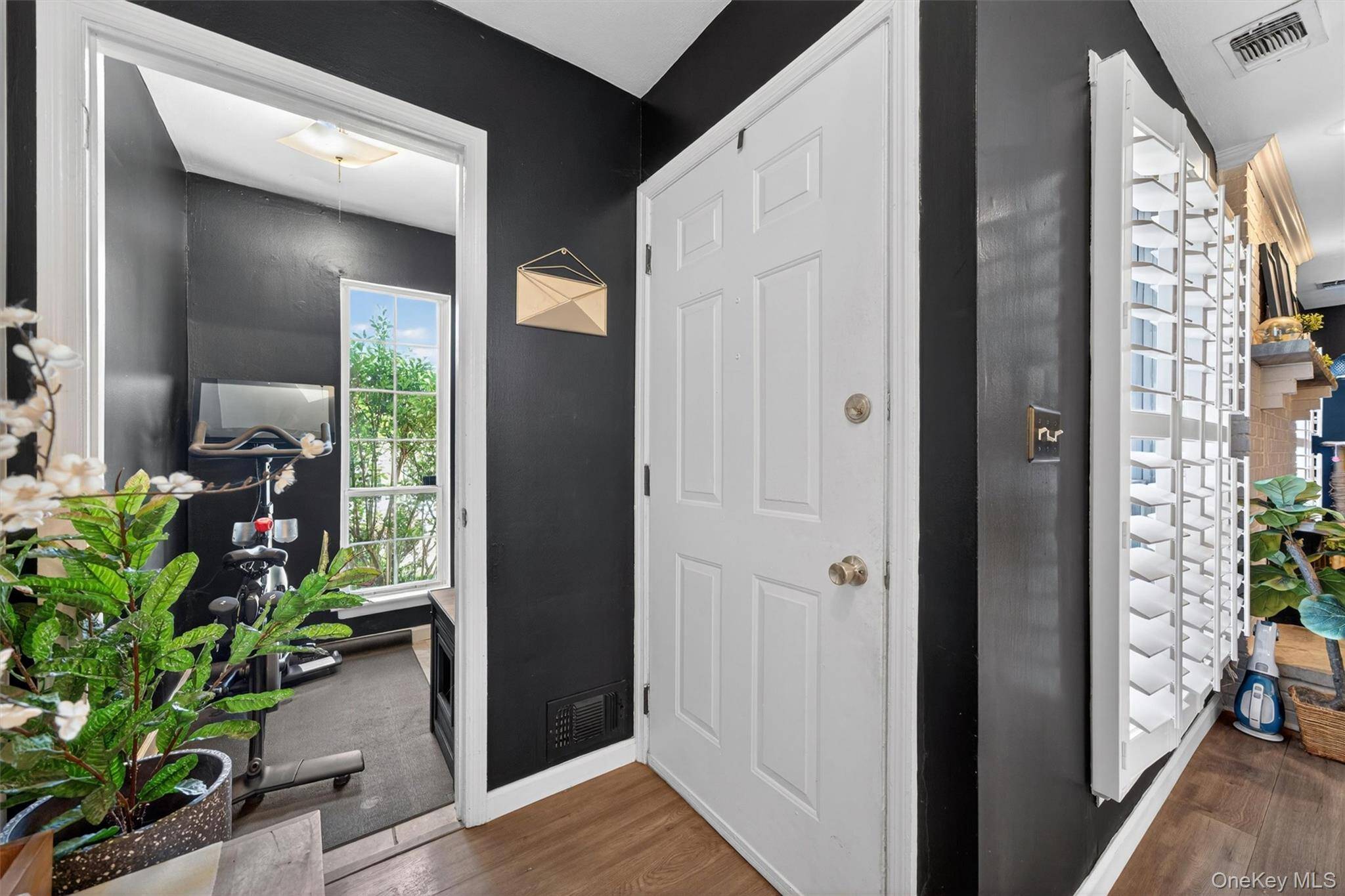 Apartamento com 2 Quartos à Venda em Warwick - Nova Iorque - EUA - 2