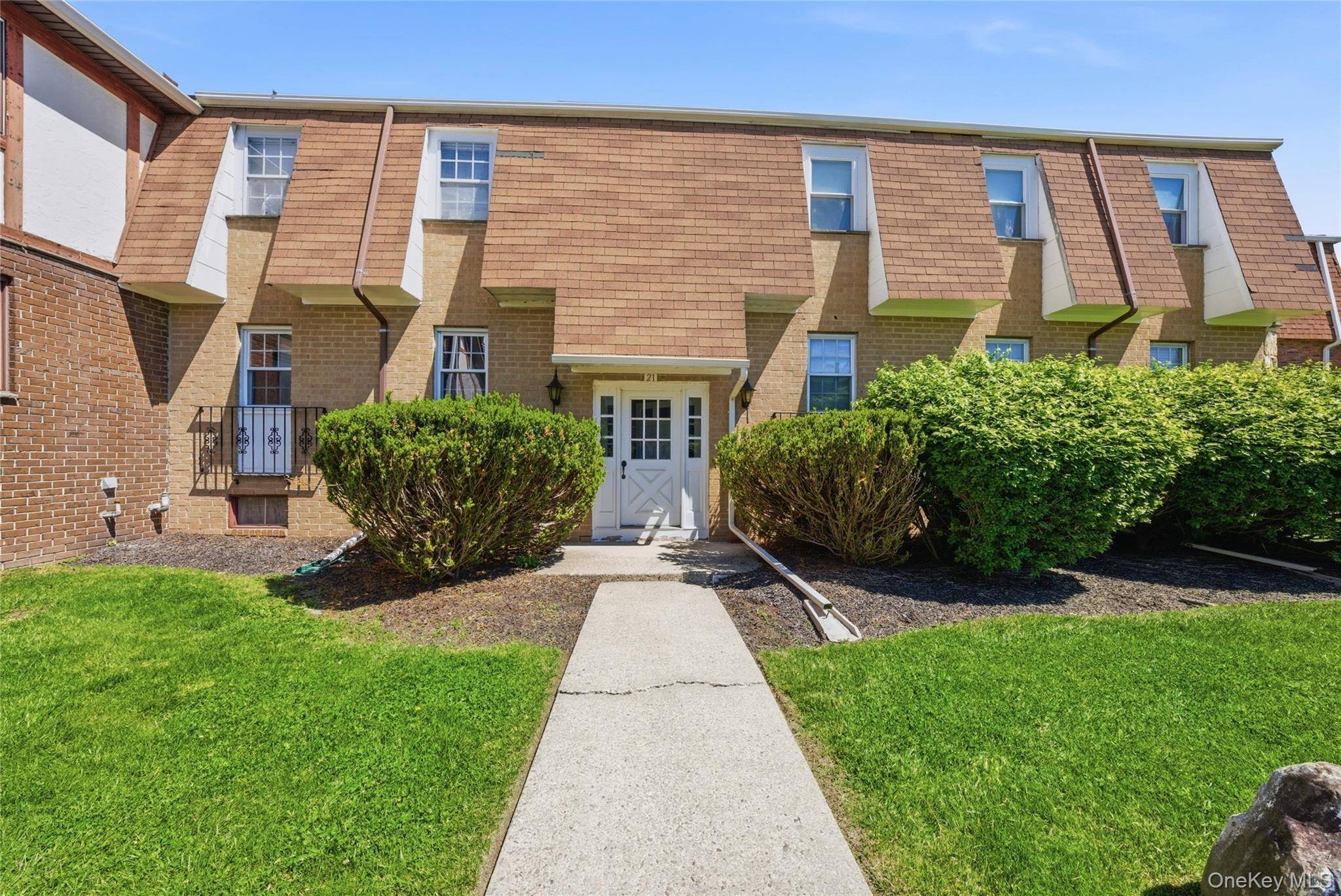 Apartamento com 2 Quartos à Venda em Washingtonville - Nova Iorque - EUA - 1