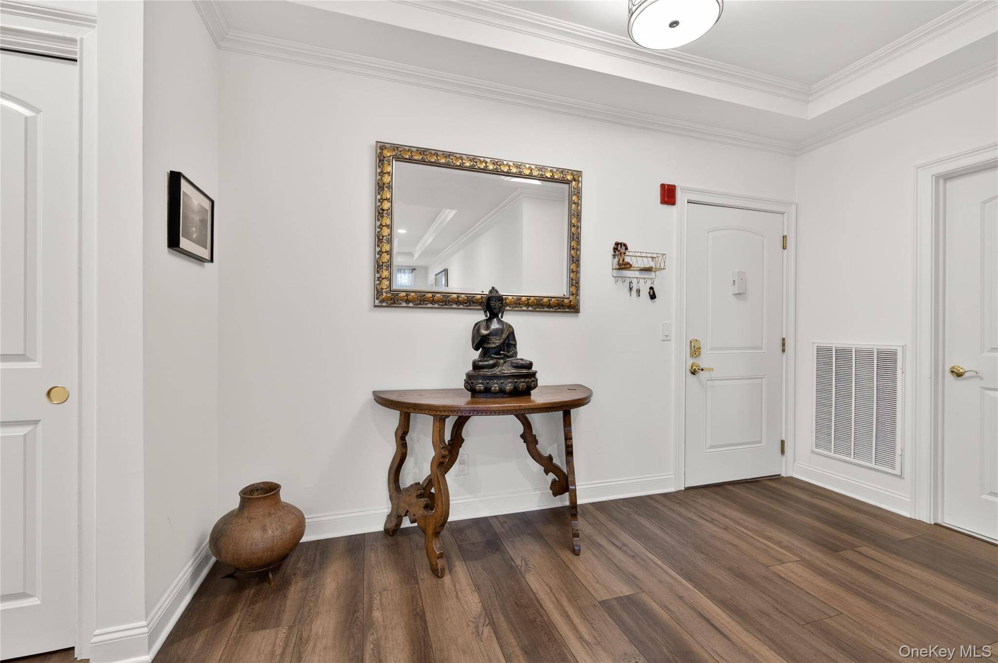 Apartamento com 2 Quartos à Venda em Westbury - Nova Iorque - EUA - 3