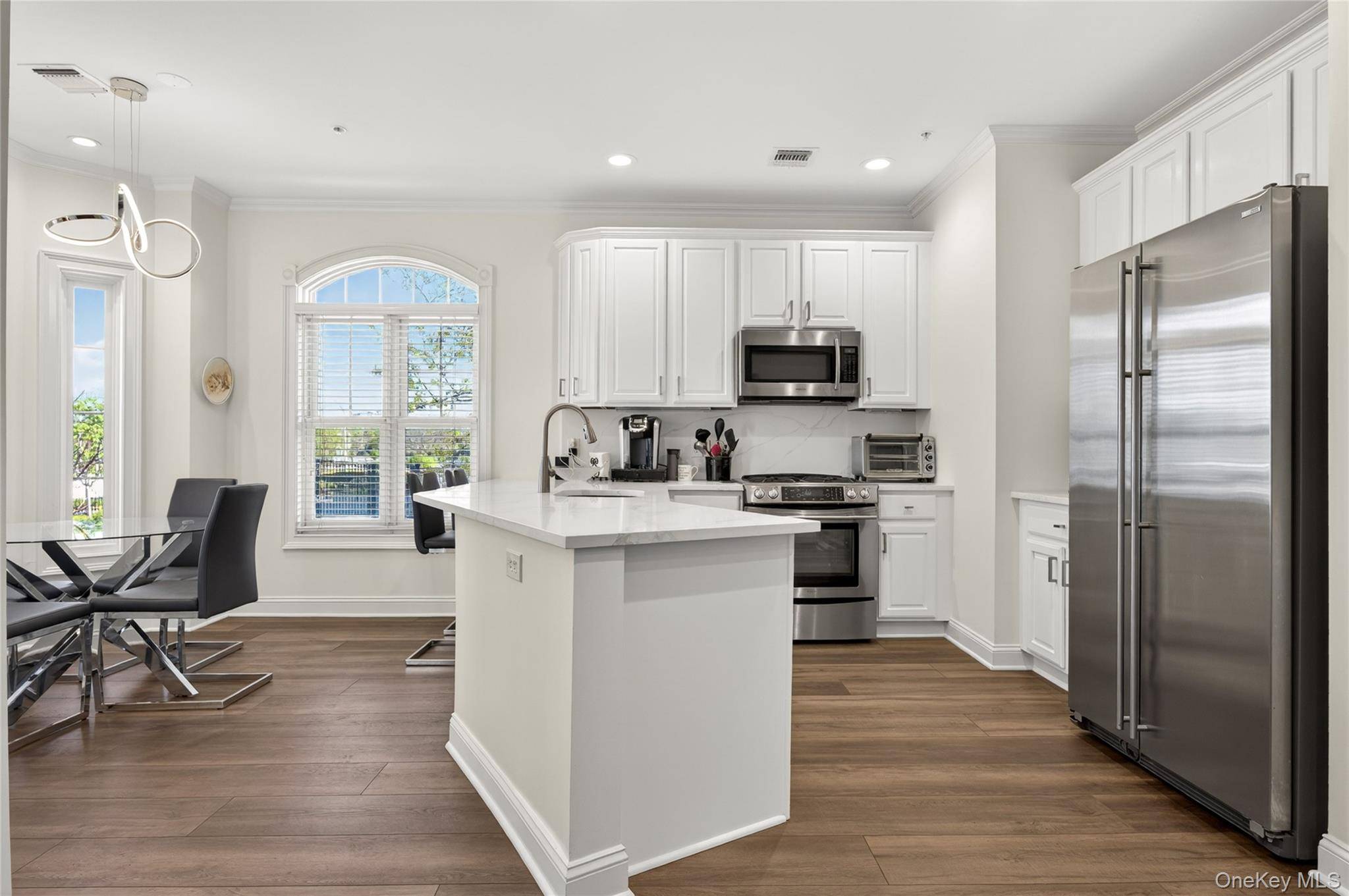 Apartamento com 2 Quartos à Venda em Westbury - Nova Iorque - EUA - 6