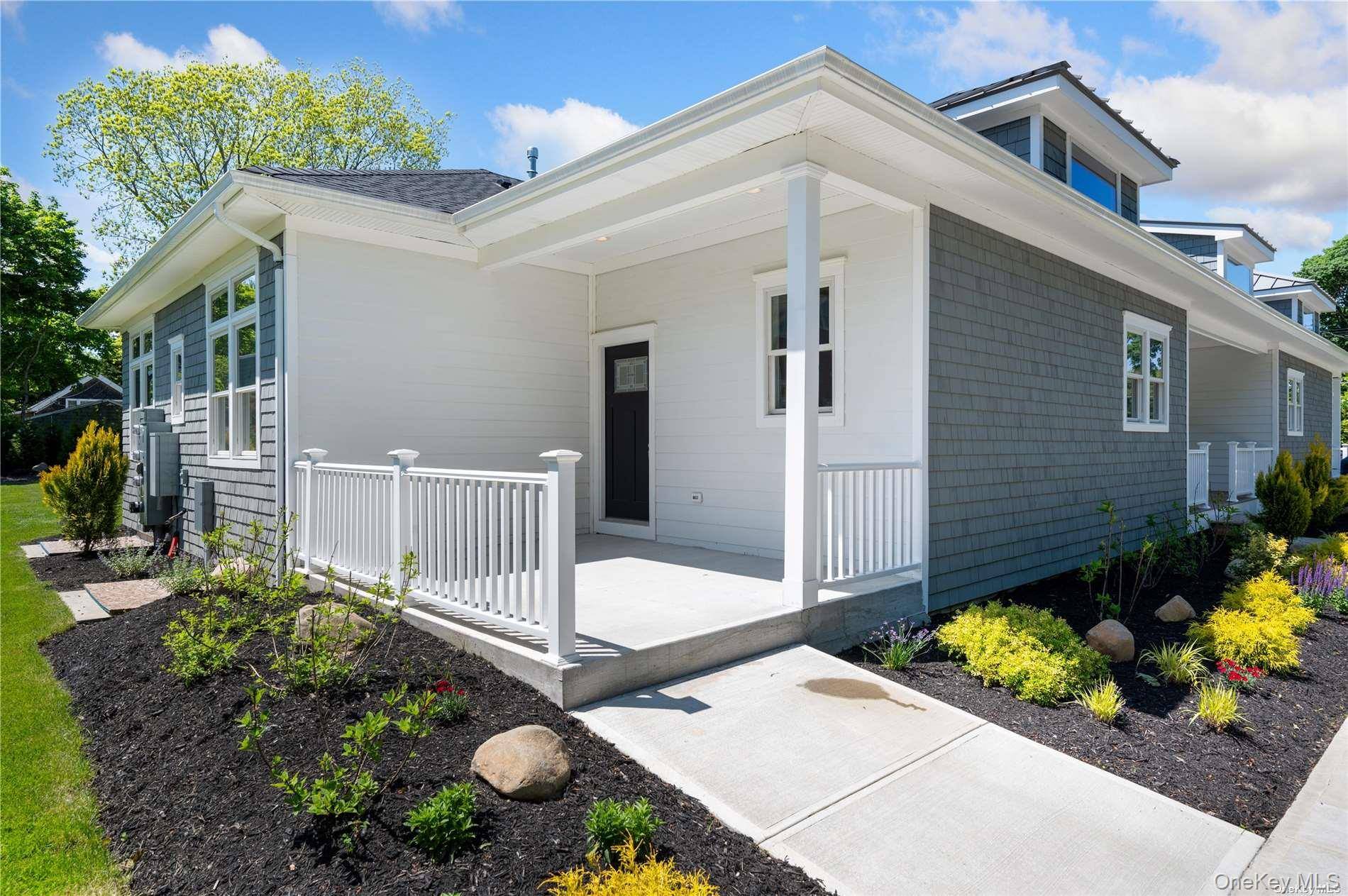 Apartamento com 2 Quartos à Venda em Westhampton - Nova Iorque - EUA - 2