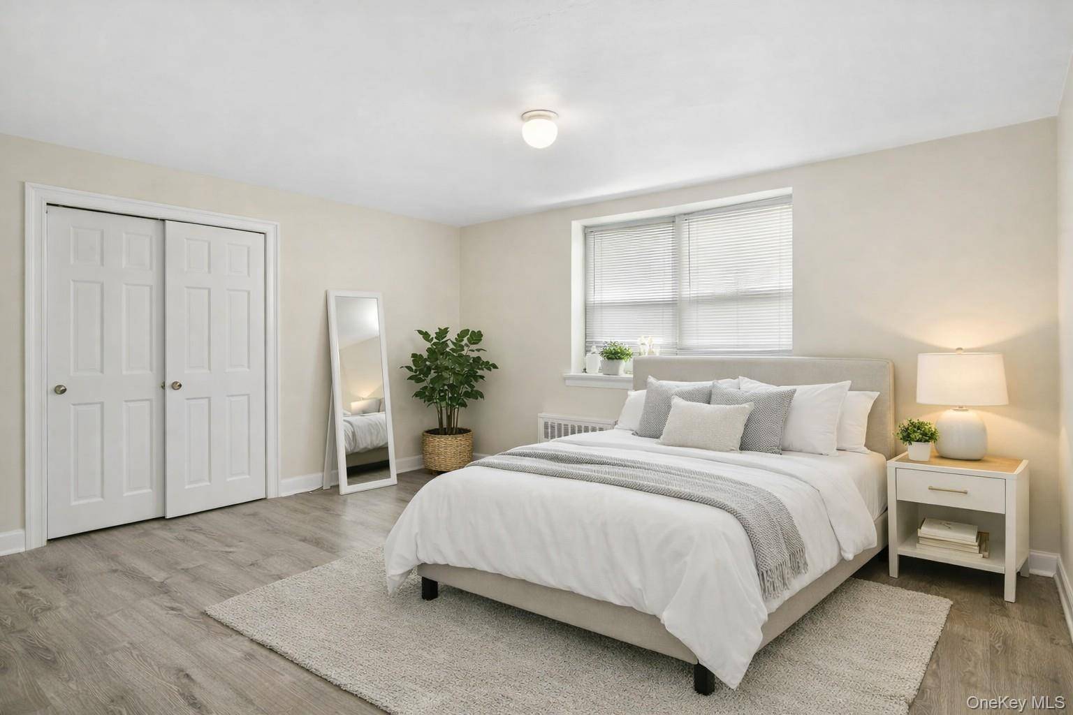 2 Bedroom Home for Sale in White Plains - New York - USA - 7