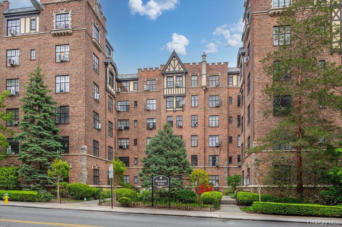 Apartamento de 2 Dormitorios en Venta en White Plains - Nueva York - EE. UU. - 3