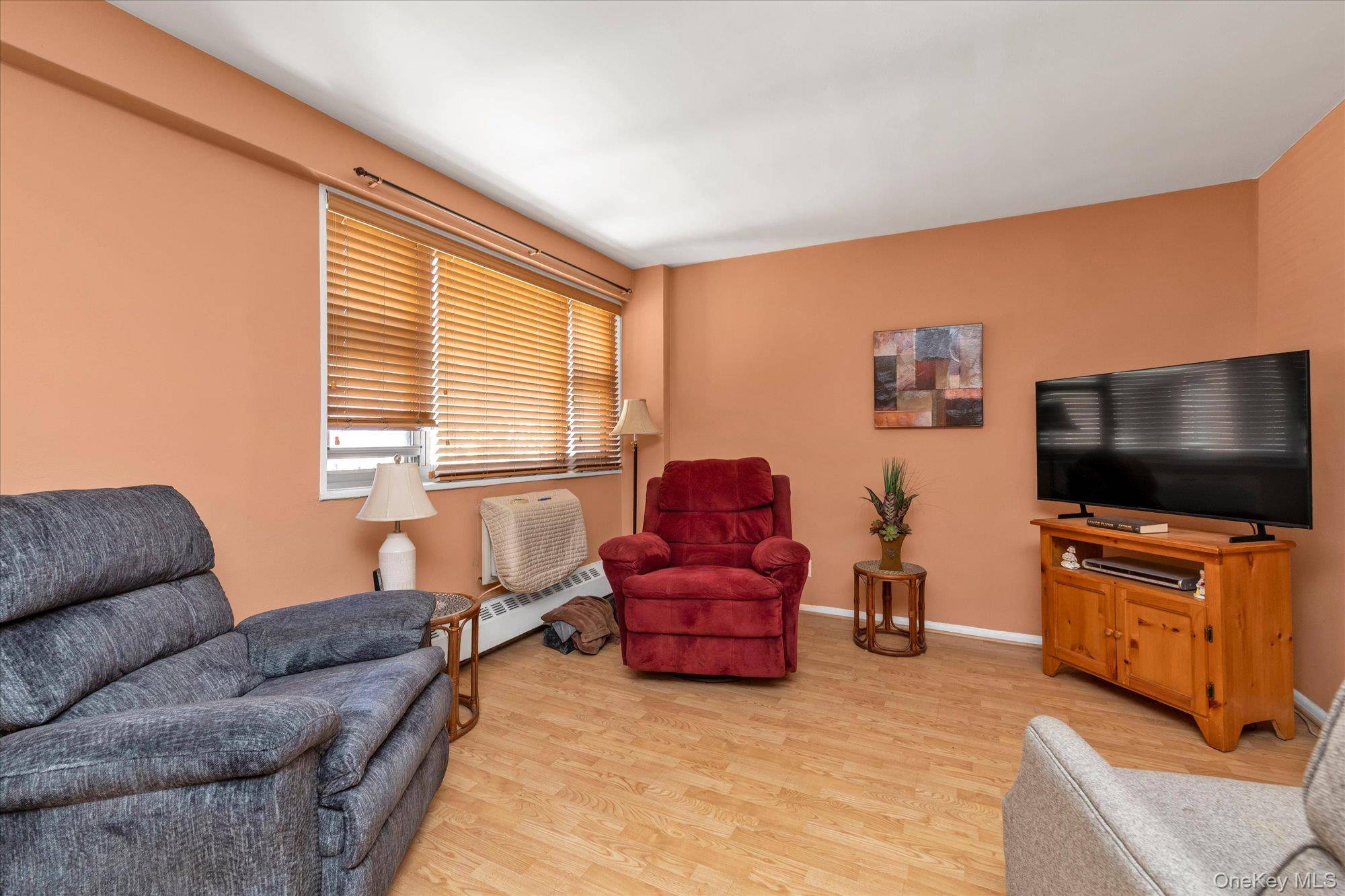 Apartamento com 2 Quartos à Venda em Woodside - Nova Iorque - EUA - 2