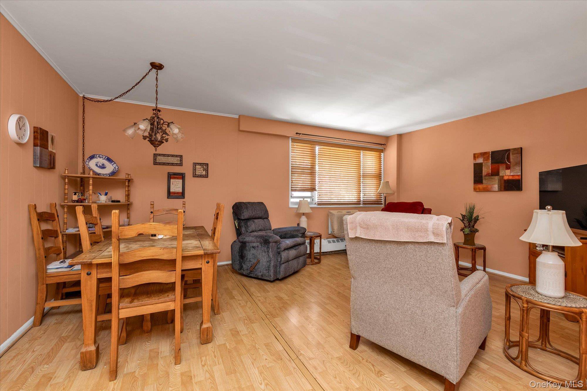 Apartamento com 2 Quartos à Venda em Woodside - Nova Iorque - EUA - 3