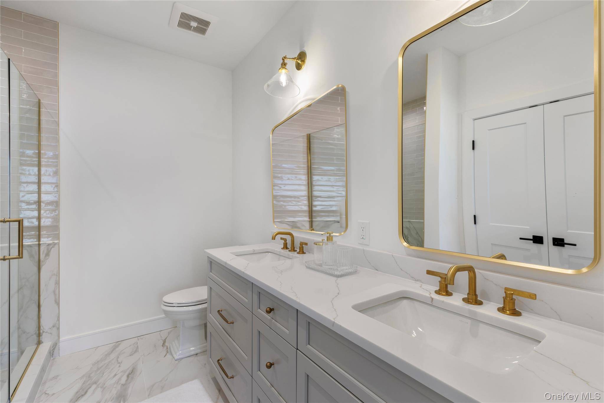 2 Bedroom Home for Sale in Yaphank - New York - USA - 8