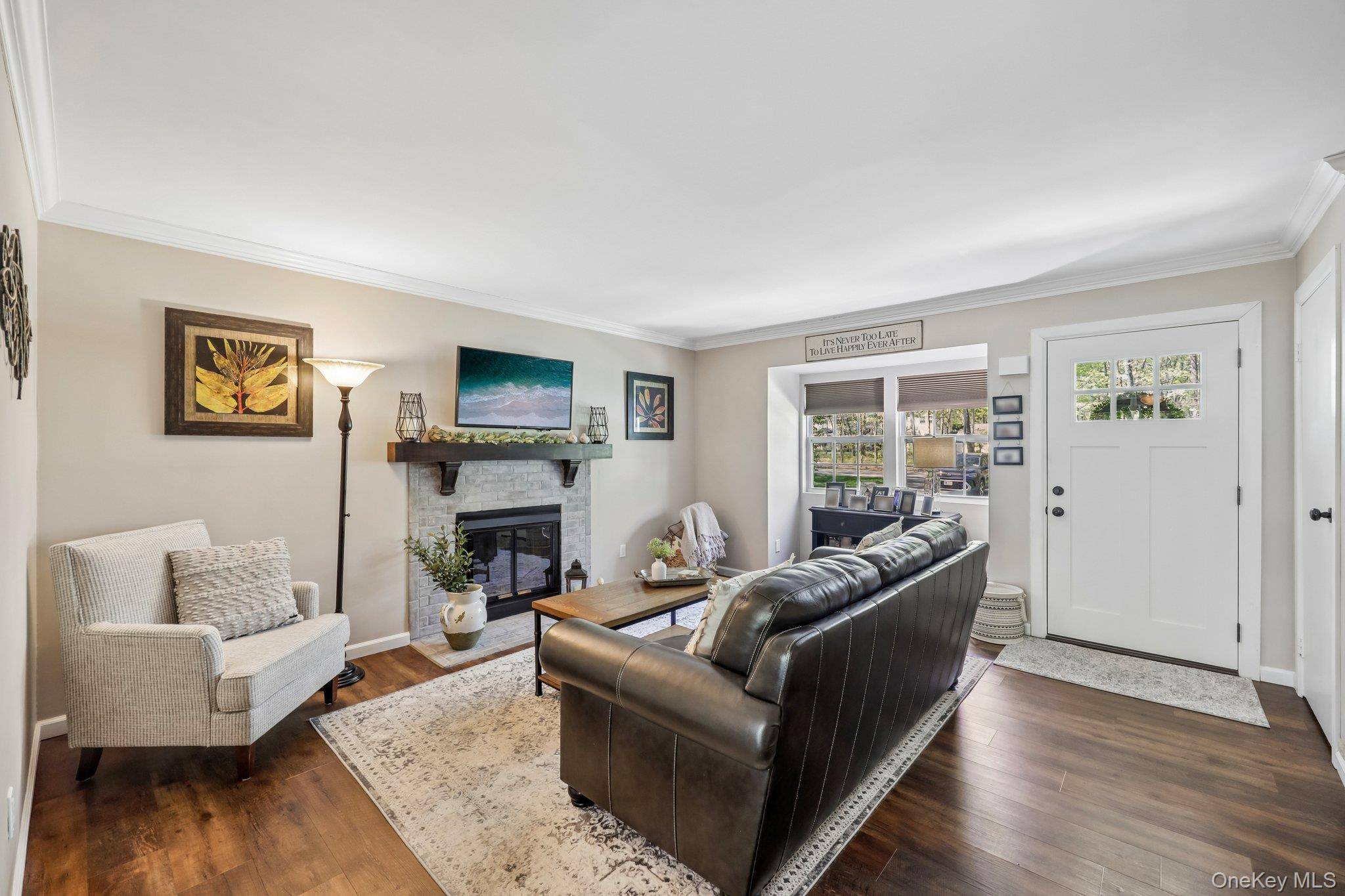 2 Bedroom Home for Sale in Yaphank - New York - USA - 5