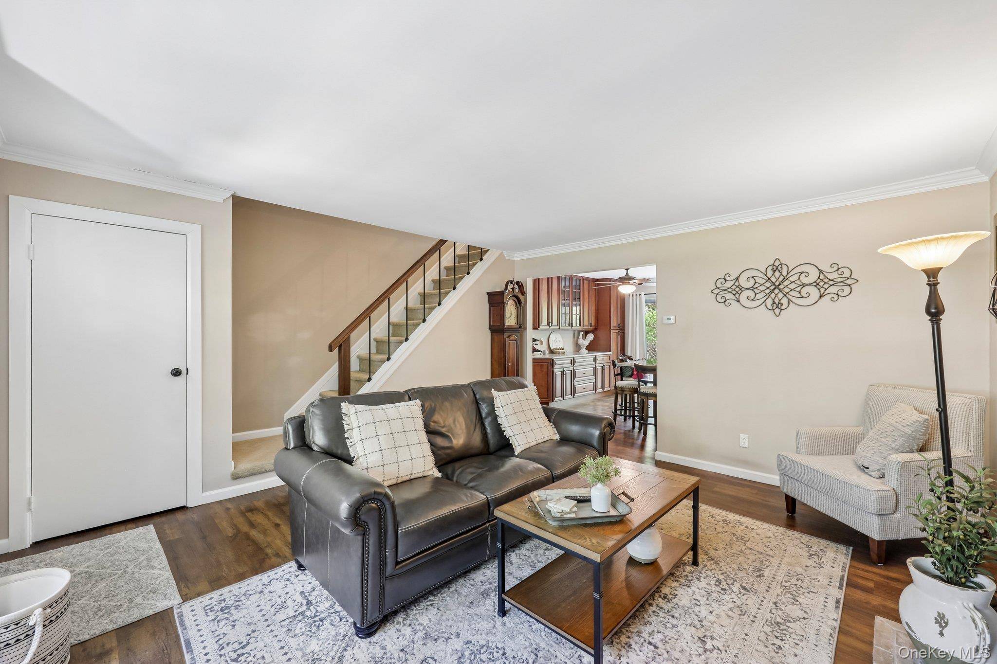 2 Bedroom Home for Sale in Yaphank - New York - USA - 8