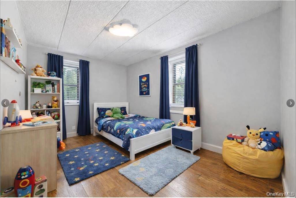 2 Bedroom Home for Sale in Yonkers - New York - USA - 5