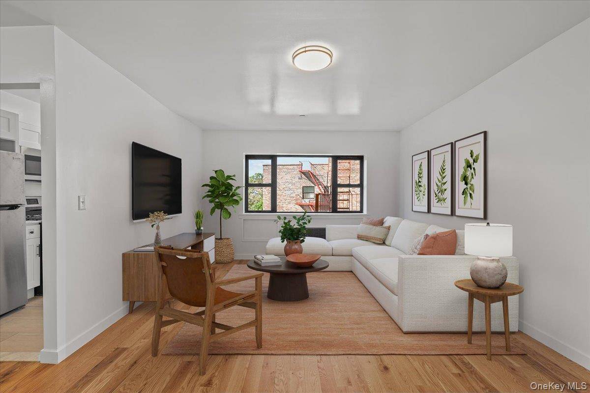2 Bedroom Home for Sale in Yonkers - New York - USA - 1