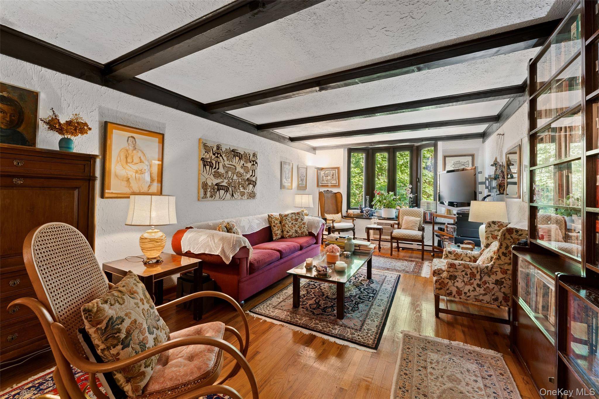 2 Bedroom Home for Sale in Yonkers - New York - USA - 1