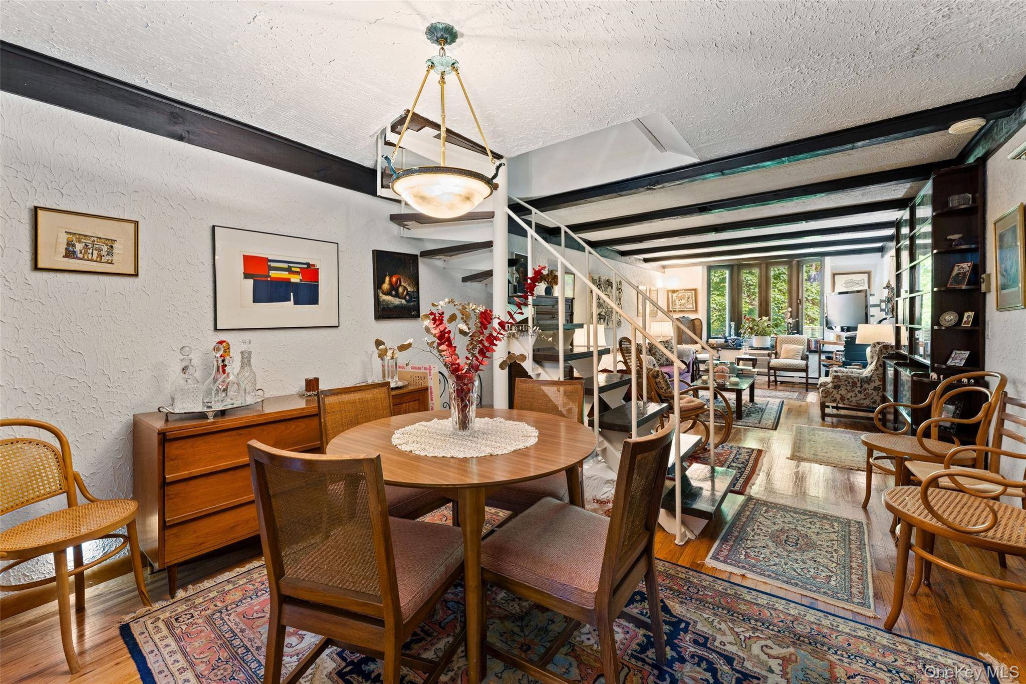2 Bedroom Home for Sale in Yonkers - New York - USA - 4