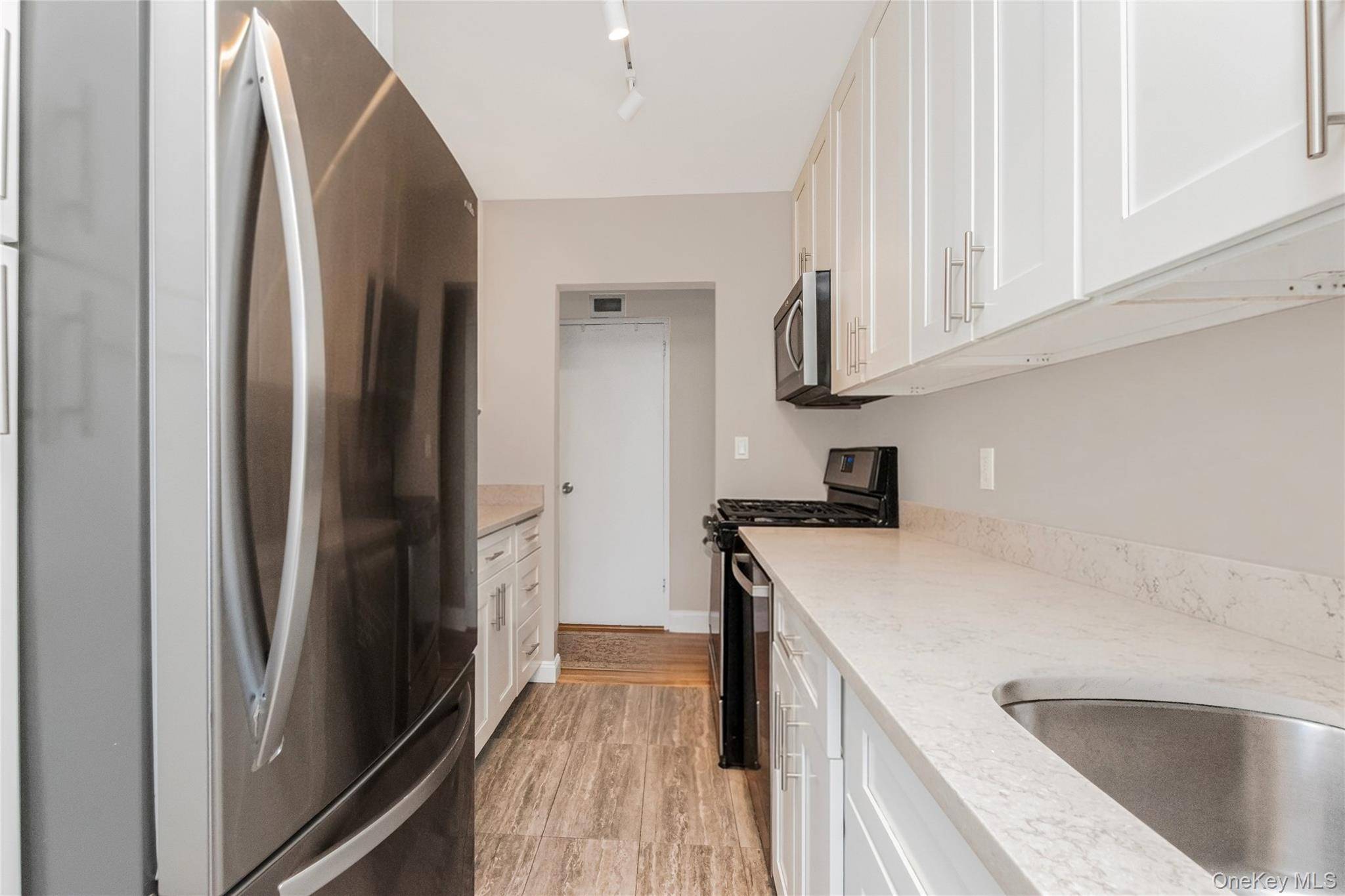 Apartamento com 2 Quartos à Venda em Yonkers - Nova Iorque - EUA - 7