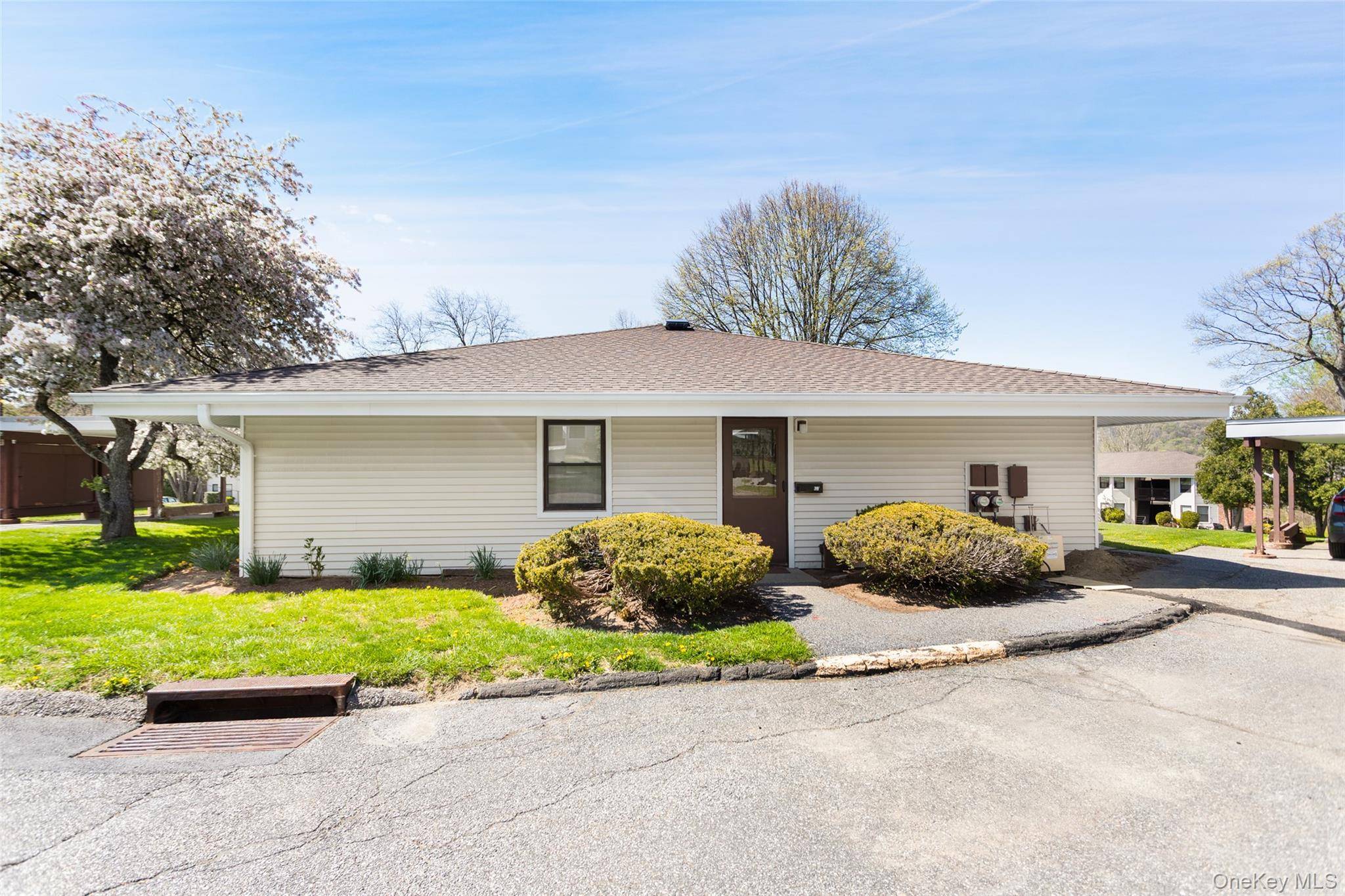 Apartamento com 2 Quartos à Venda em Yorktown Heights - Nova Iorque - EUA - 2