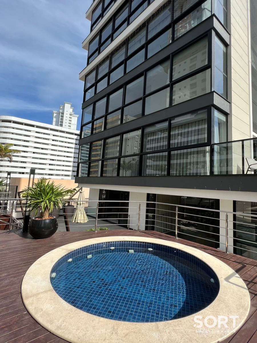 Apartamento com 3 Quartos à Venda em Balneário Camboriú - Santa Catarina - Brasil - 3
