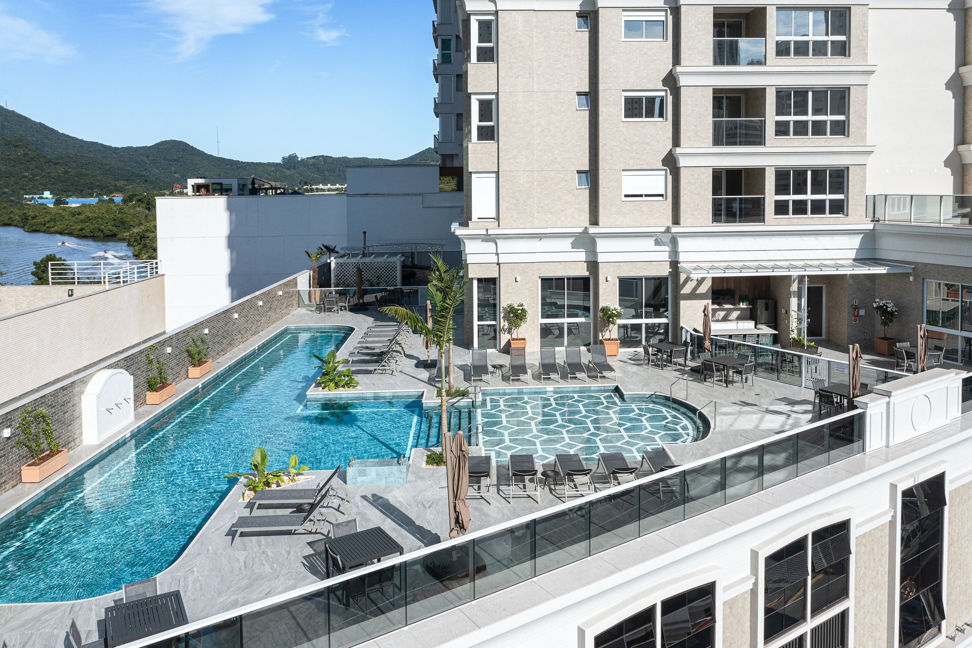 Apartamento com 3 Quartos à Venda em Balneário Camboriú - Santa Catarina - Brasil - 4