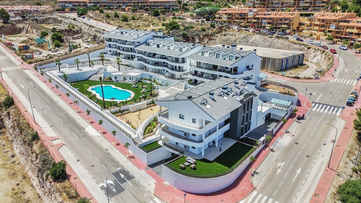 Apartamento com 3 Quartos à Venda em Benalmádena - Costa del Sol - 1