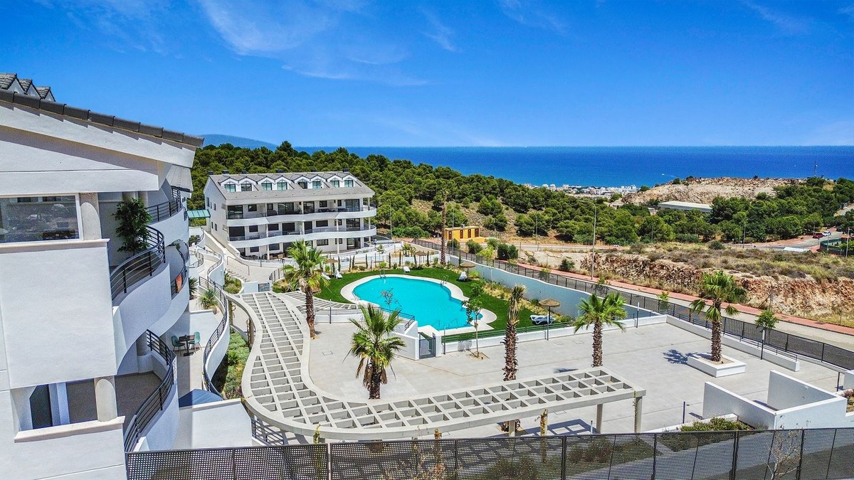 Apartamento com 3 Quartos à Venda em Benalmádena - Costa del Sol - 2