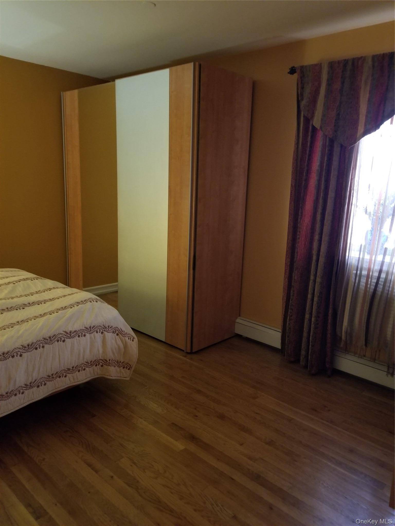 3 Bedroom Home for Sale in Brooklyn - New York - USA - 6