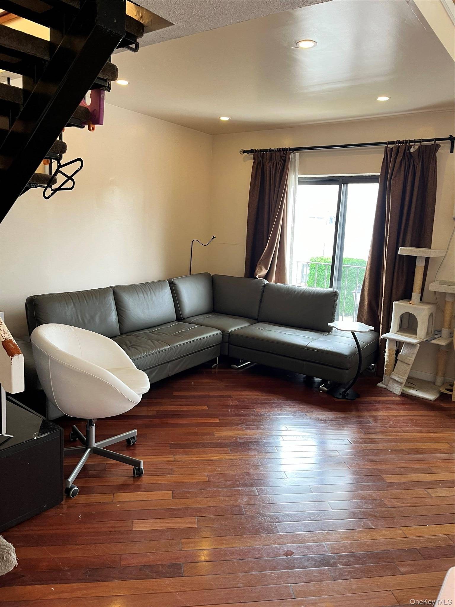 Apartamento com 3 Quartos à Venda em College Point - Nova Iorque - EUA - 5