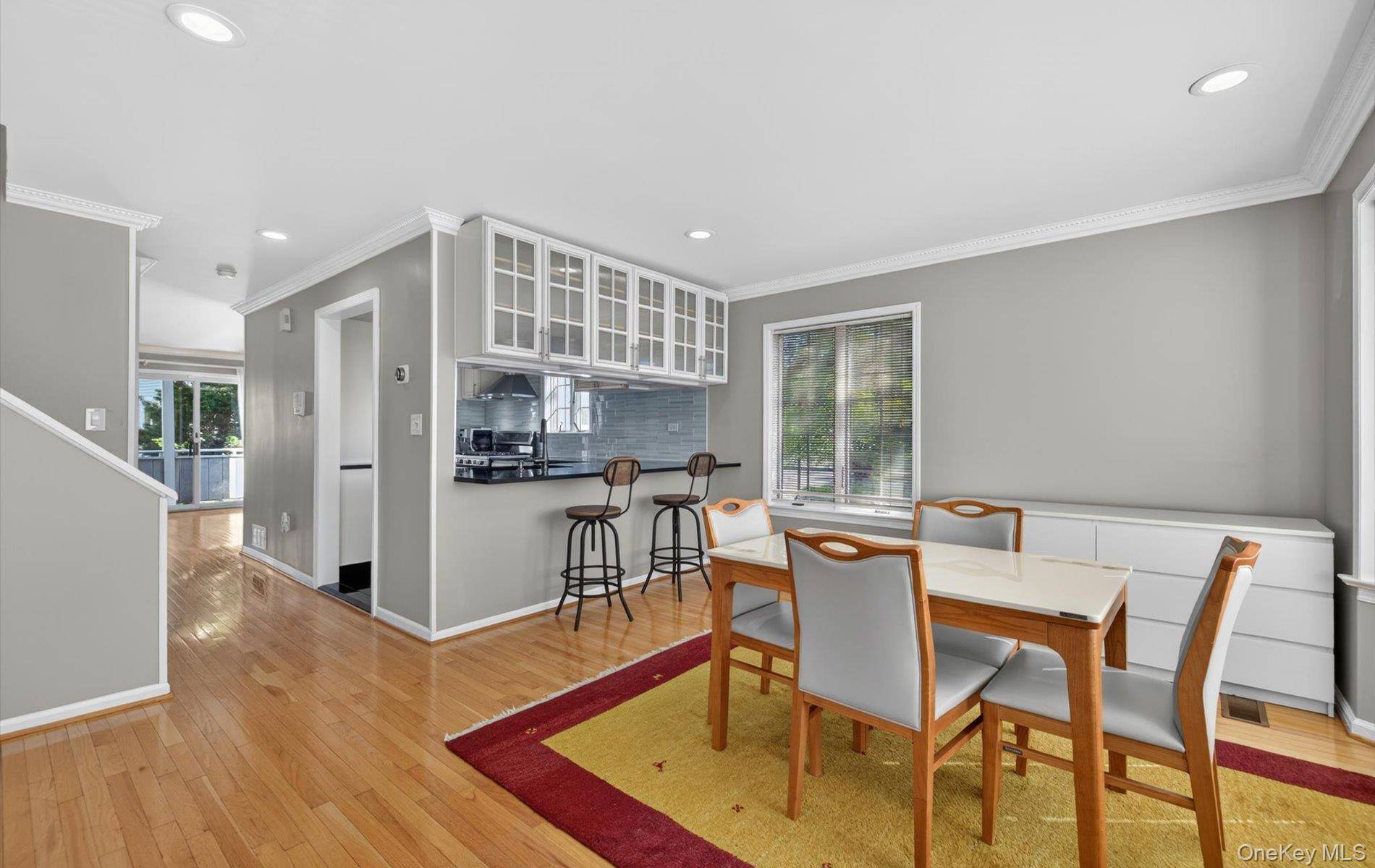 Apartamento com 3 Quartos à Venda em Douglaston - Nova Iorque - EUA - 4