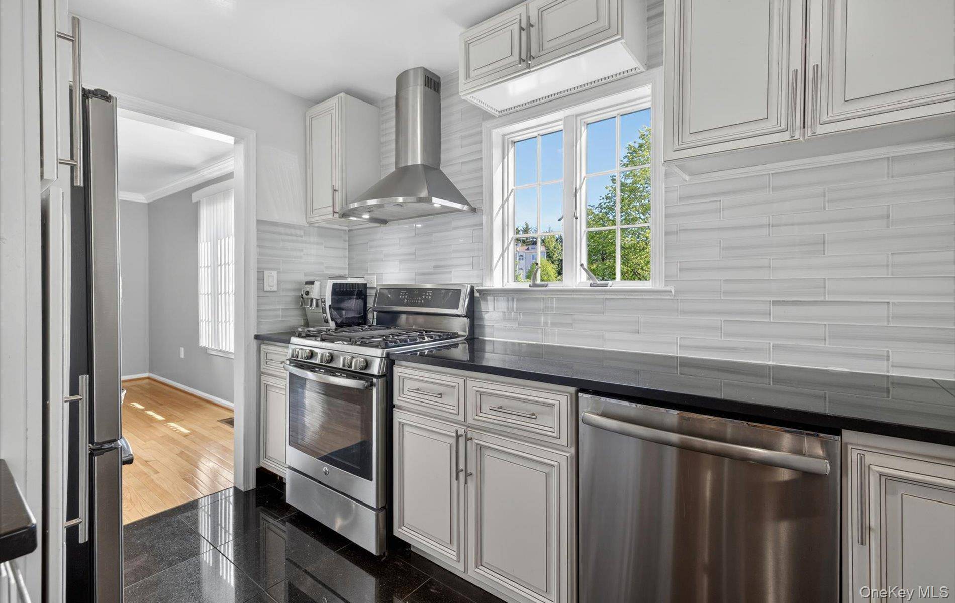 Apartamento com 3 Quartos à Venda em Douglaston - Nova Iorque - EUA - 6