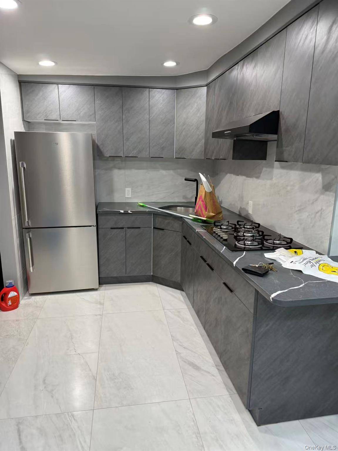 Apartamento com 3 Quartos à Venda em Flushing - Nova Iorque - EUA - 6