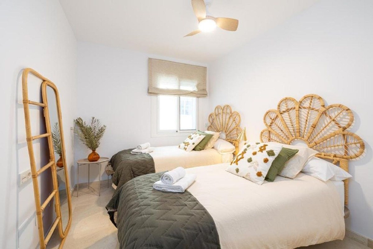 Apartamento com 3 Quartos à Venda em Fuengirola - Costa del Sol - 3