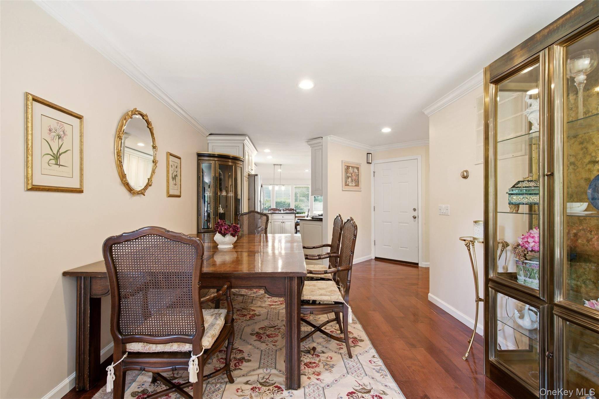 Apartamento de 3 Dormitorios en Venta en Glen Head, Nueva York, EE. UU. - 7