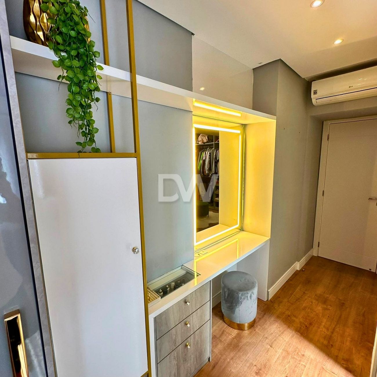 Apartamento com 3 Quartos à Venda em Itajaí - Santa Catarina - Brasil - 7