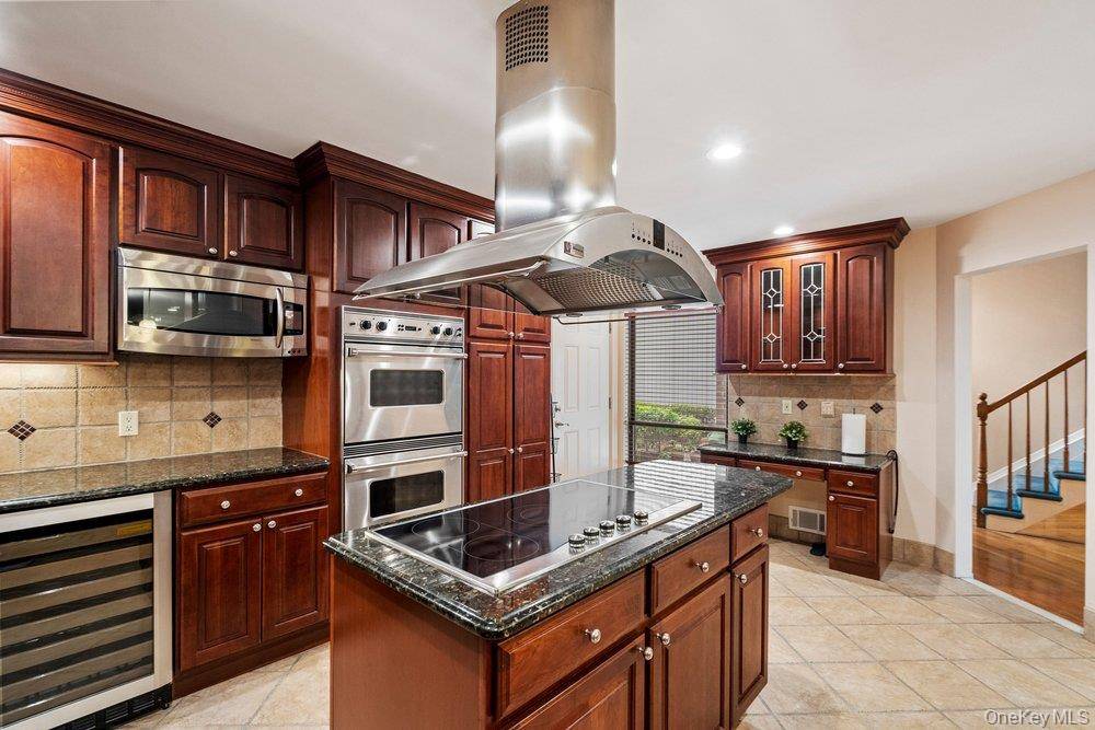 Apartamento com 3 Quartos à Venda em Jericho - Nova Iorque - EUA - 2