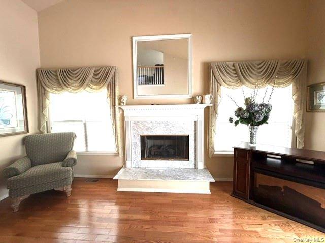 Apartamento com 3 Quartos à Venda em Medford - Nova Iorque - EUA - 8