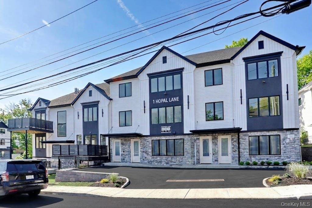 Apartamento de 3 Dormitorios en Venta en Monsey - Nueva York - EE. UU. - 3