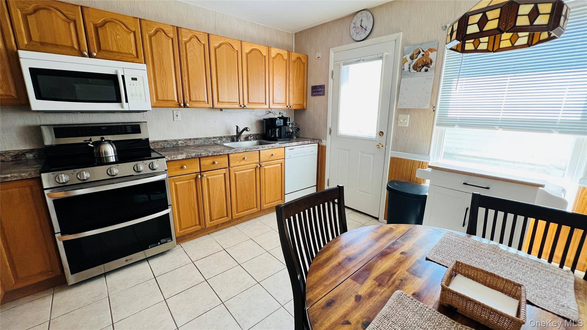 Apartamento com 3 Quartos à Venda em Ridge - Nova Iorque - EUA - 4