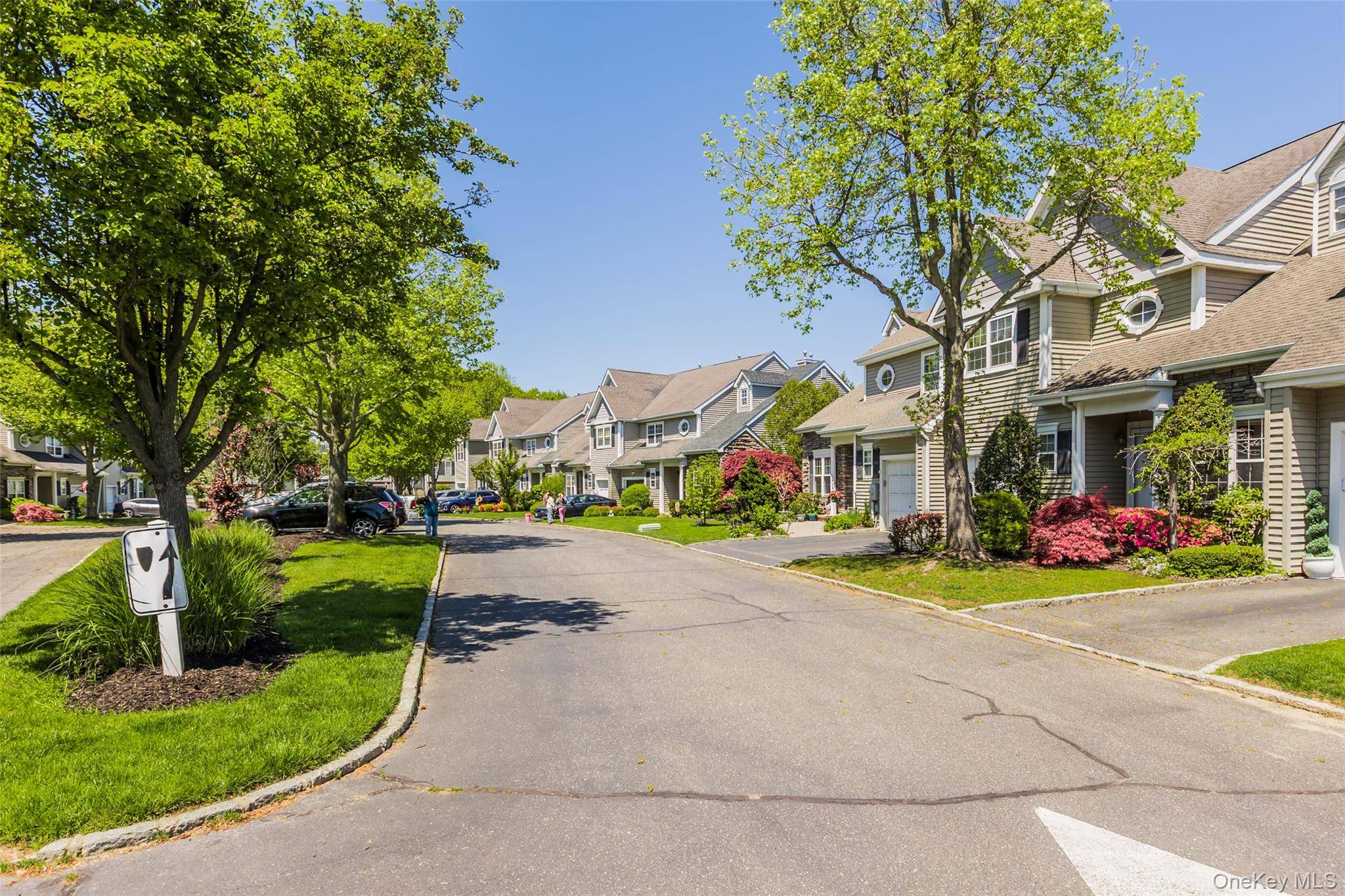 Apartamento de 3 Dormitorios en Venta en Smithtown - Nueva York - EE. UU. - 3