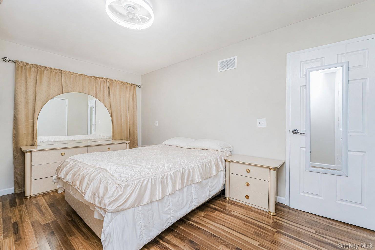 Apartamento com 3 Quartos à Venda em Staten Island - Nova Iorque - EUA - 8