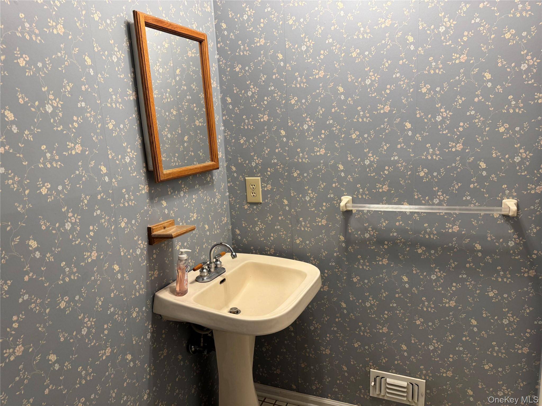 Apartamento de 3 Dormitorios en Venta en Warwick - Nueva York - EE. UU. - 5