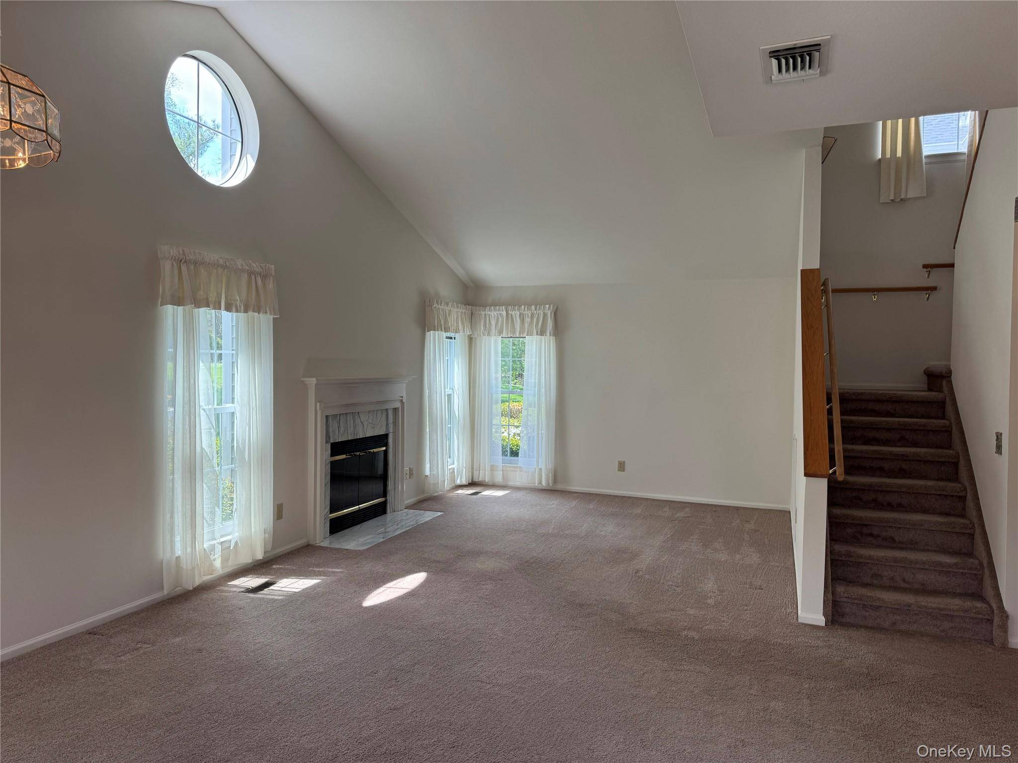 Apartamento de 3 Dormitorios en Venta en Warwick - Nueva York - EE. UU. - 8