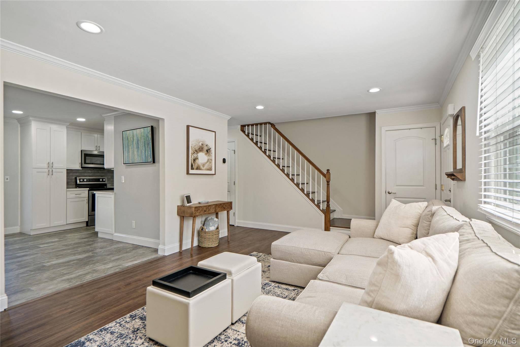 3 Bedroom Home for Sale in Yaphank - New York - USA - 8