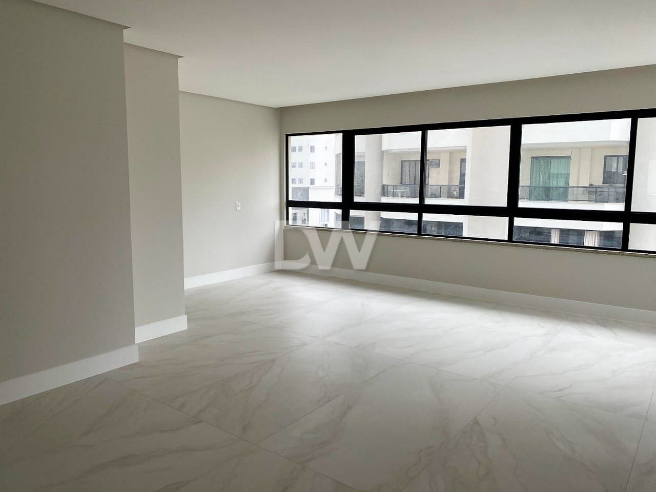 Appartement 3 Suites à Vendre à Balneário Camboriú - Santa Catarina - Brésil - 1