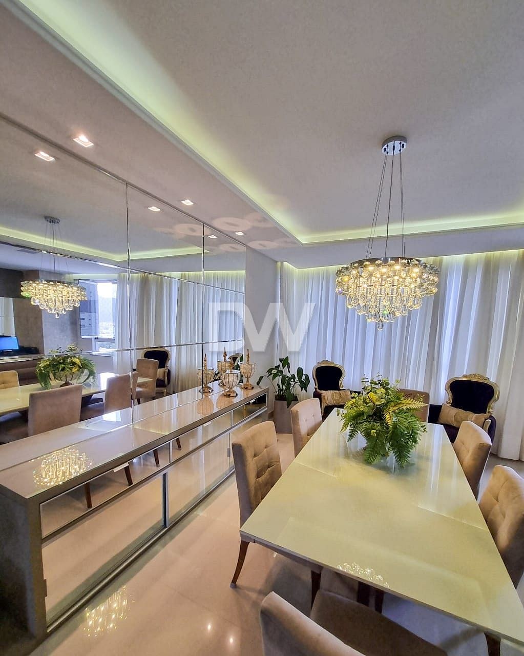 Appartement 3 Suites à Vendre à Balneário Camboriú - Santa Catarina - Brésil - 1