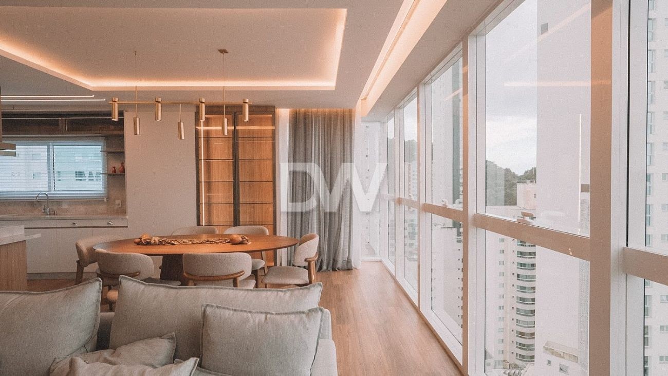 Appartement 3 Suites à Vendre à Balneário Camboriú - Santa Catarina - Brésil - 2