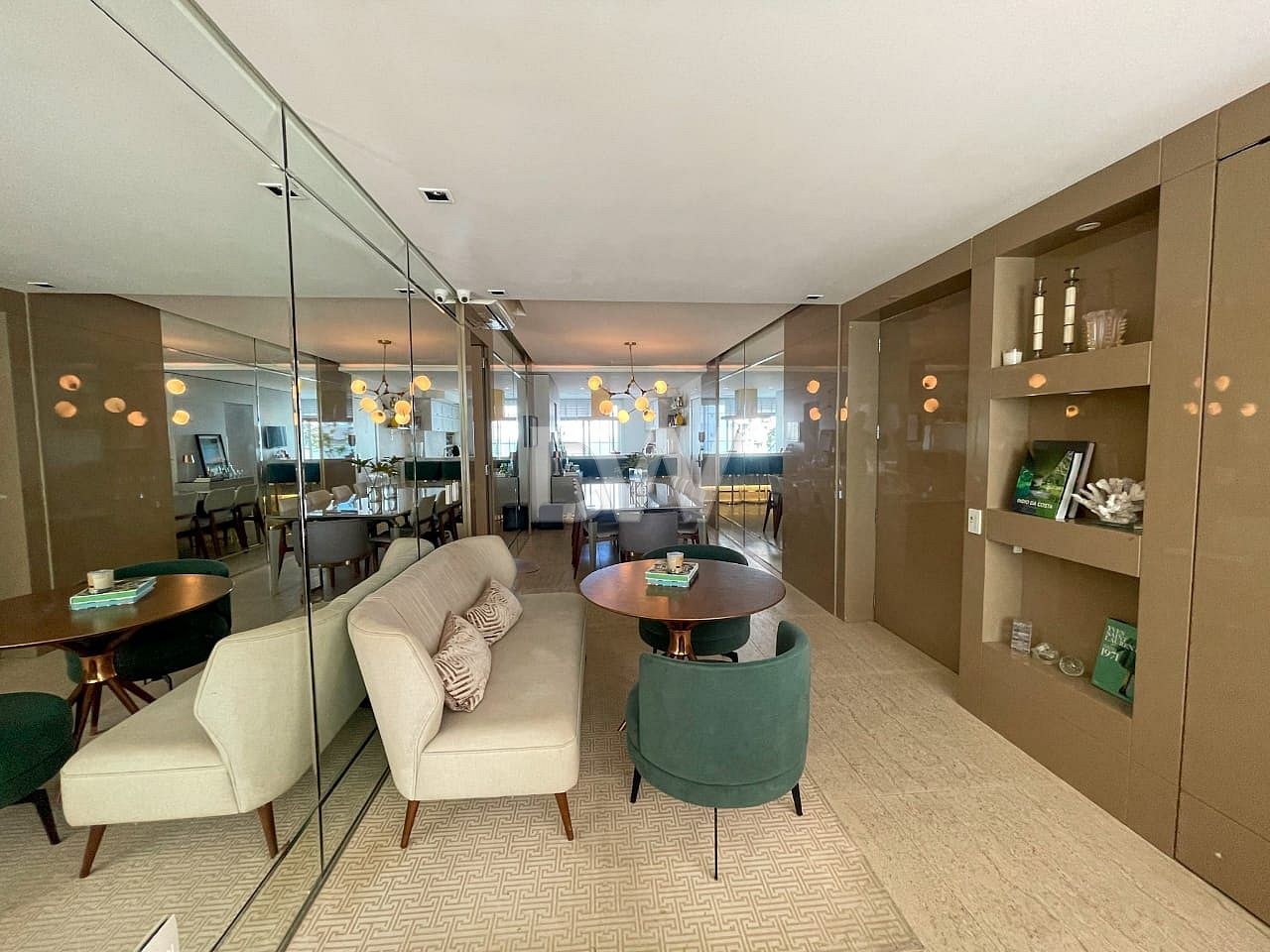 Appartement 3 Suites à Vendre à Balneário Camboriú - Santa Catarina - Brésil - 4