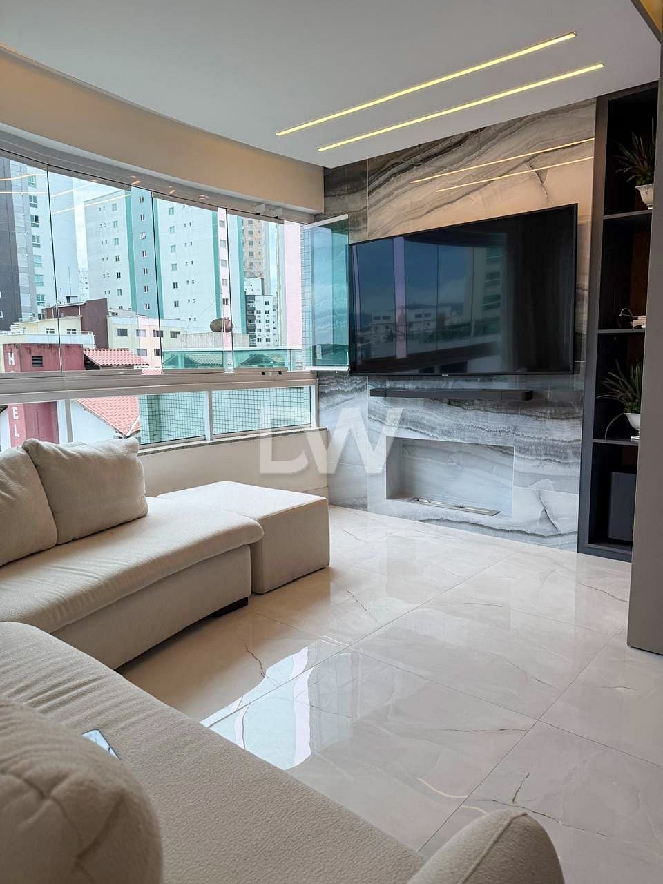 Appartement 3 Suites à Vendre à Balneário Camboriú - Santa Catarina - Brésil - 3
